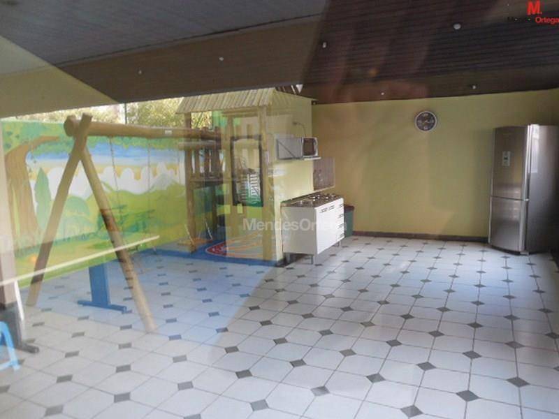 Apartamento à venda com 3 quartos, 86m² - Foto 11