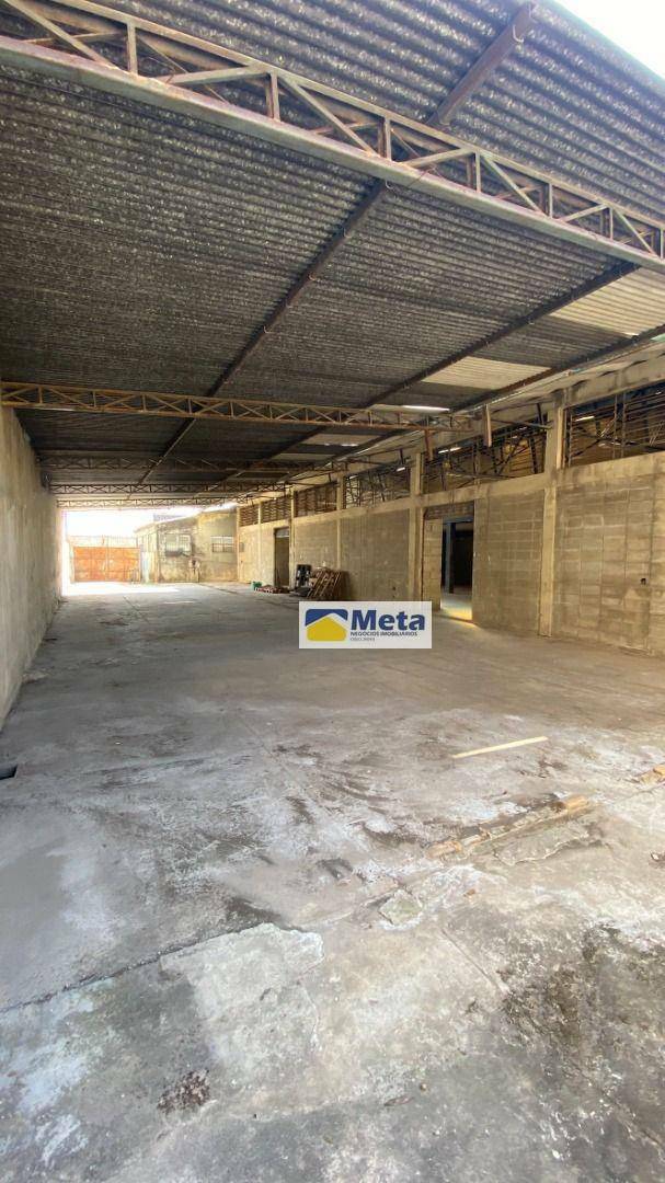 Depósito-Galpão-Armazém para alugar, 660m² - Foto 1