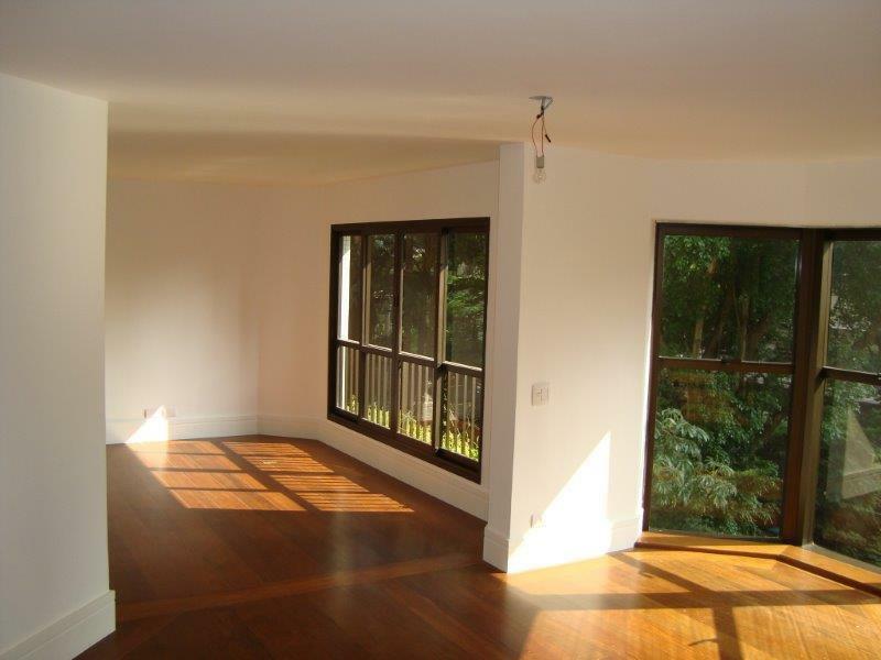 Apartamento à venda com 3 quartos, 210m² - Foto 2