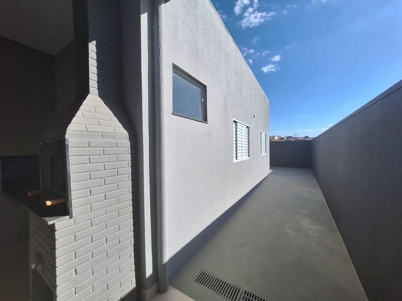 Casa à venda com 2 quartos, 105m² - Foto 7