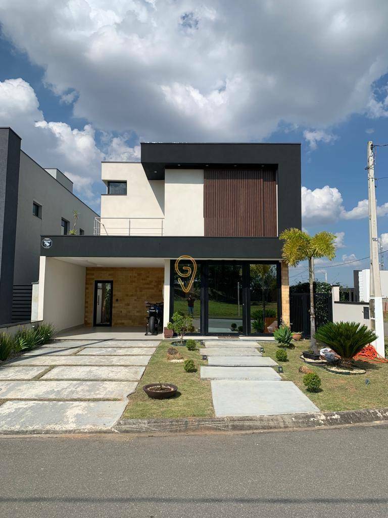 Sobrado à venda com 3 quartos, 250m² - Foto 1