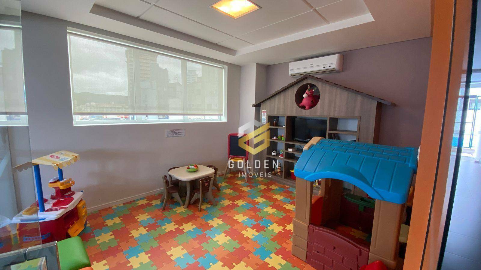 Apartamento à venda com 3 quartos, 136m² - Foto 21