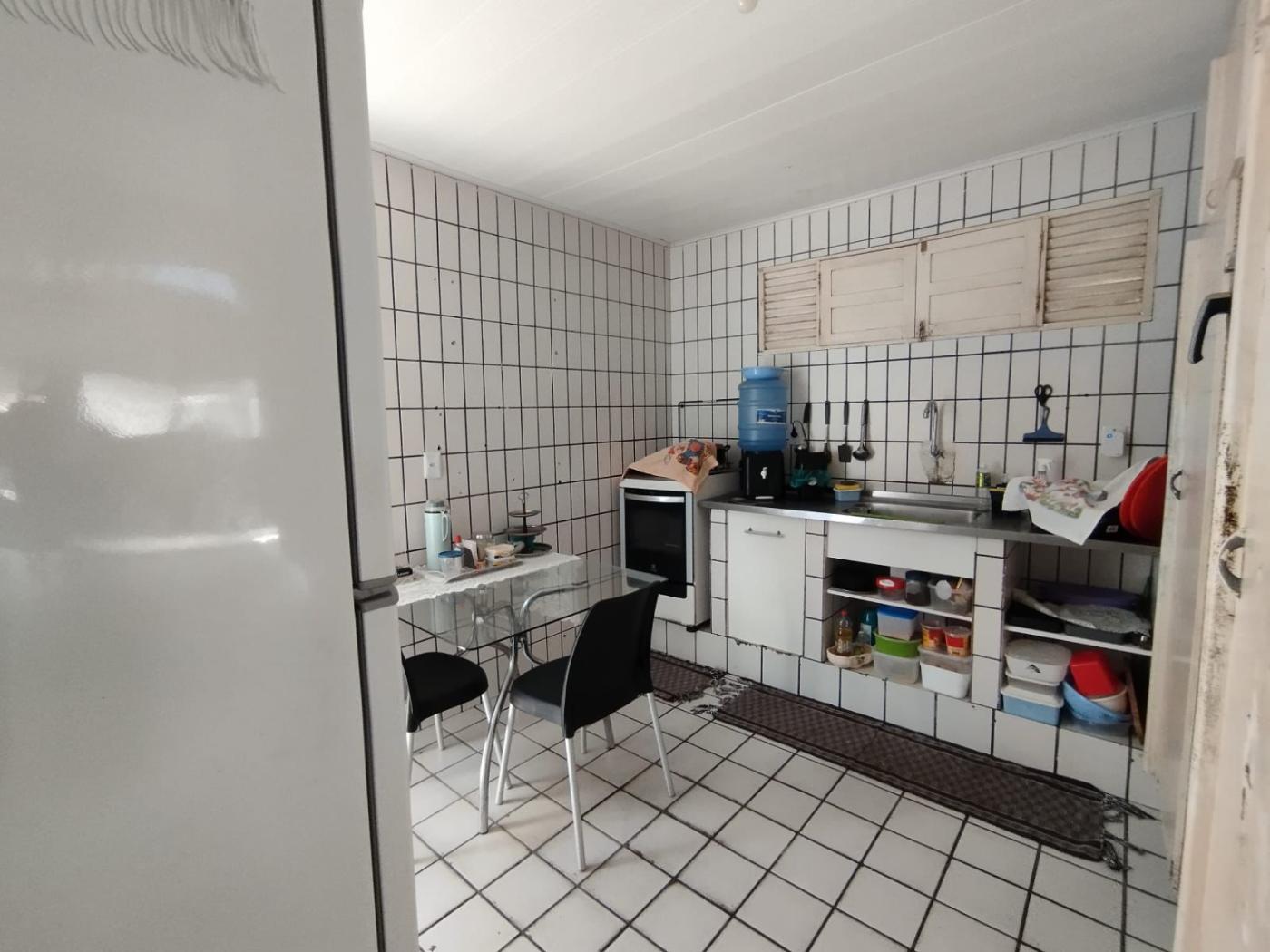 Casa à venda com 3 quartos, 194m² - Foto 9