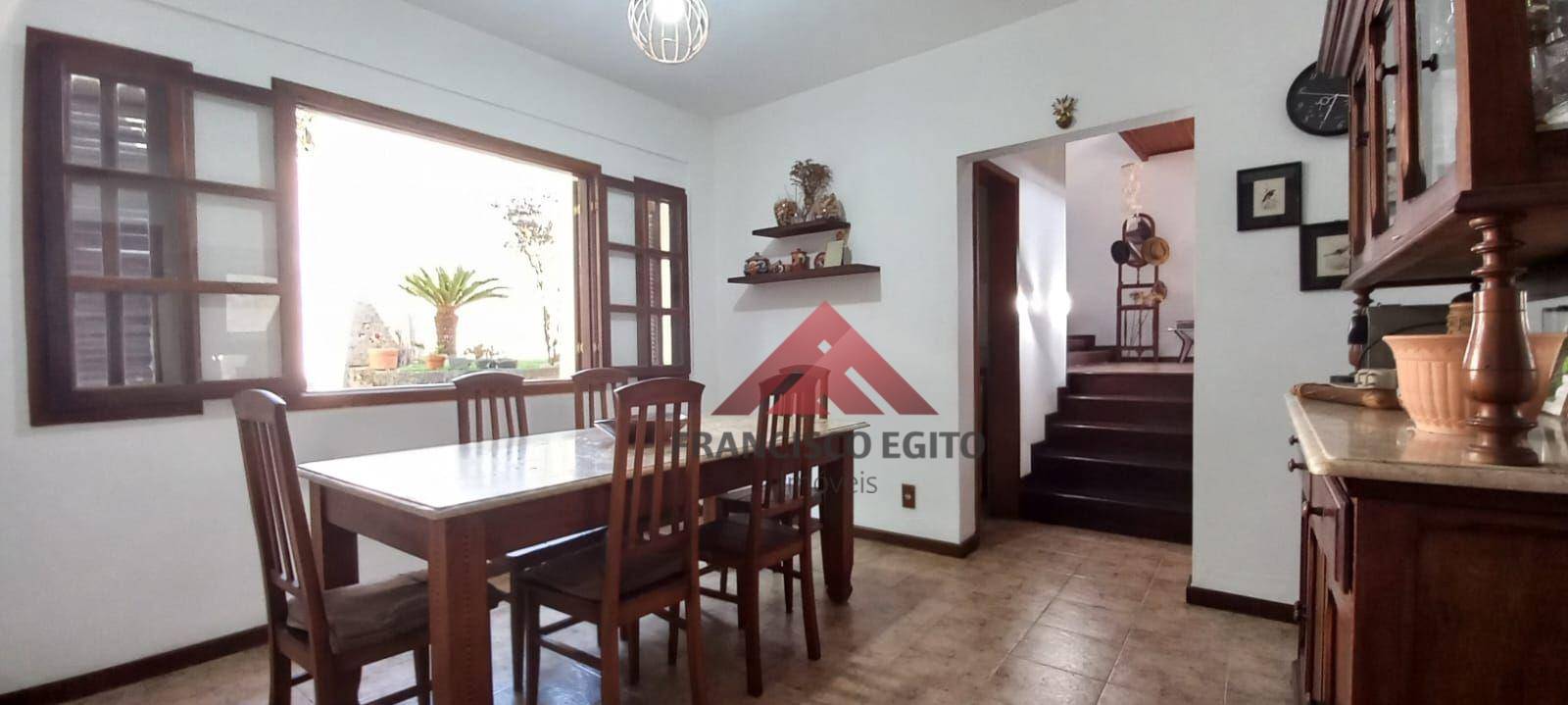 Casa à venda com 4 quartos, 244m² - Foto 21