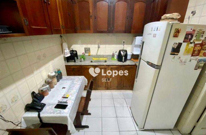 Apartamento à venda com 2 quartos, 67m² - Foto 8