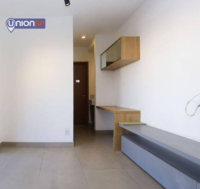 Apartamento à venda com 1 quarto, 43m² - Foto 2