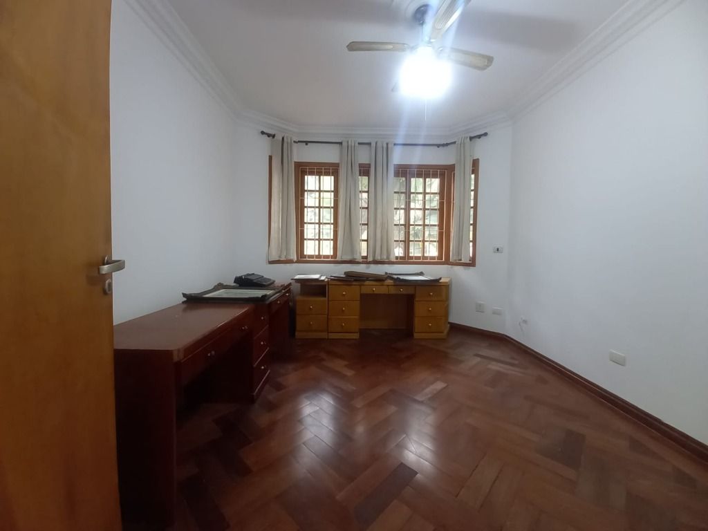 Casa à venda com 4 quartos, 386m² - Foto 13