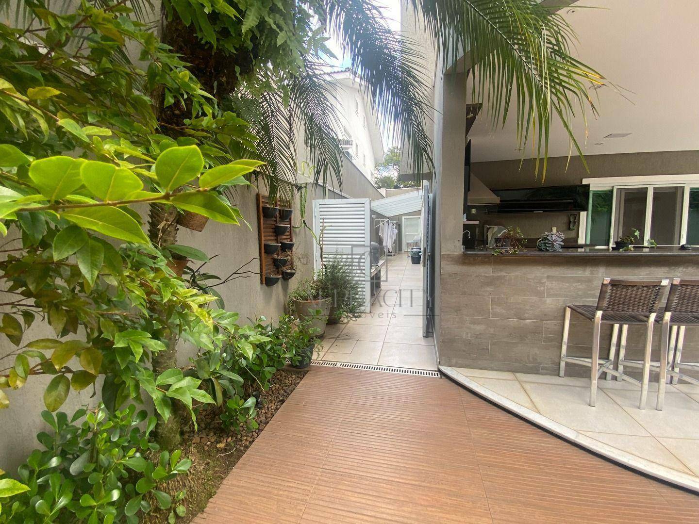 Casa de Condomínio à venda com 4 quartos, 510m² - Foto 56