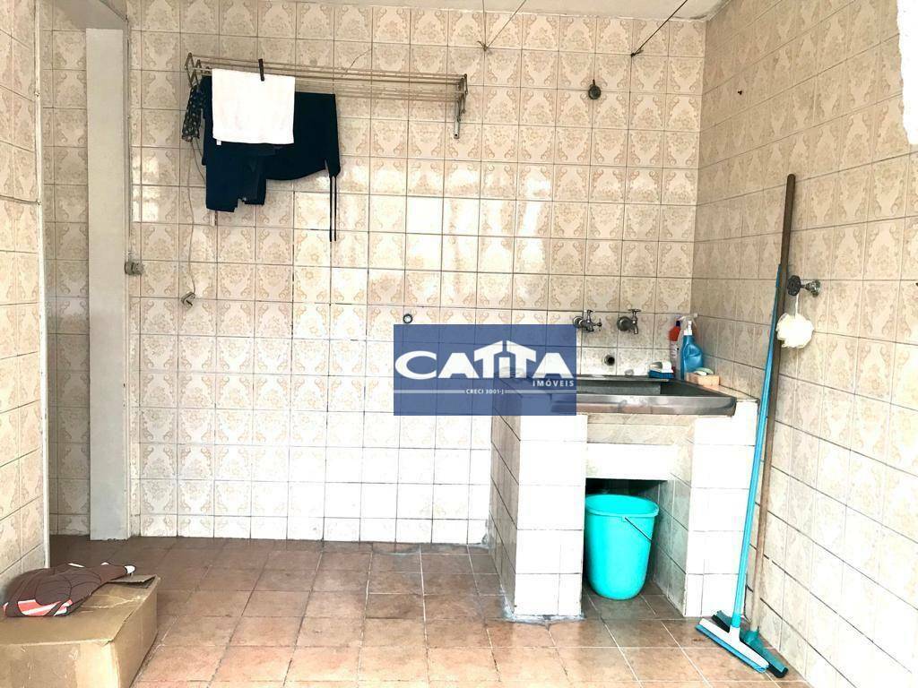 Casa à venda e aluguel com 4 quartos, 300m² - Foto 29