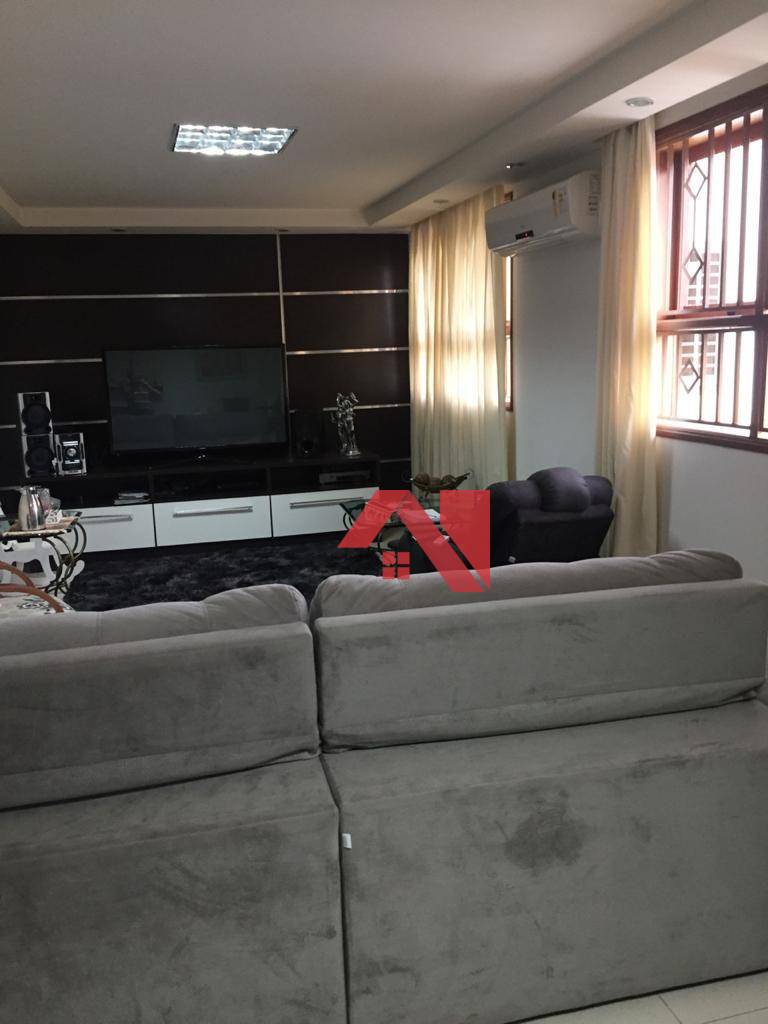 Sobrado à venda com 3 quartos, 380m² - Foto 3