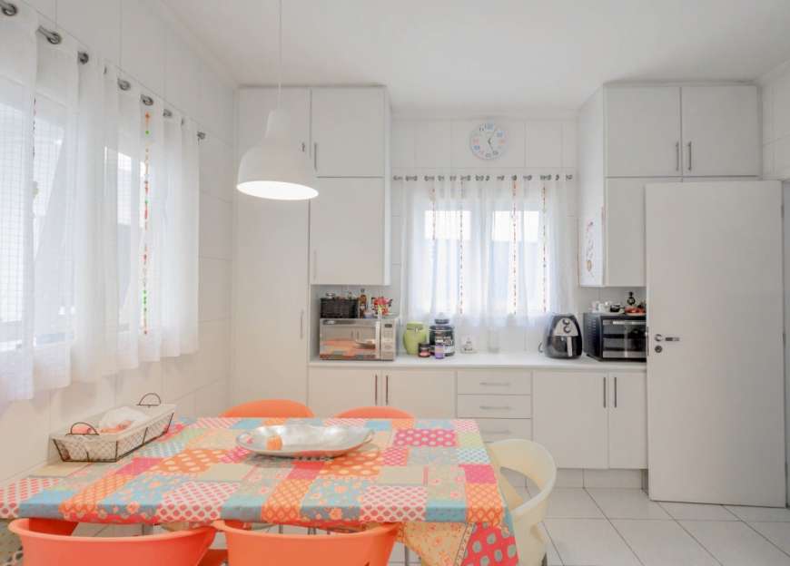 Casa à venda com 4 quartos, 290m² - Foto 19