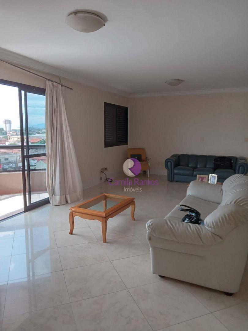 Apartamento à venda com 3 quartos, 140m² - Foto 3