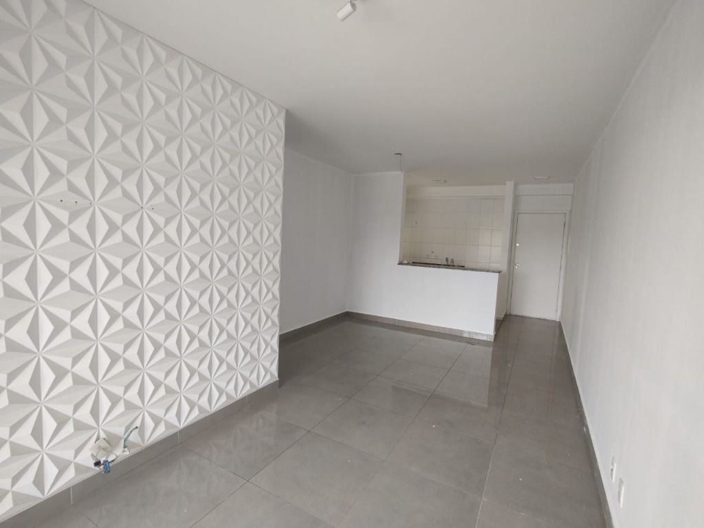 Apartamento para alugar com 3 quartos, 83m² - Foto 1