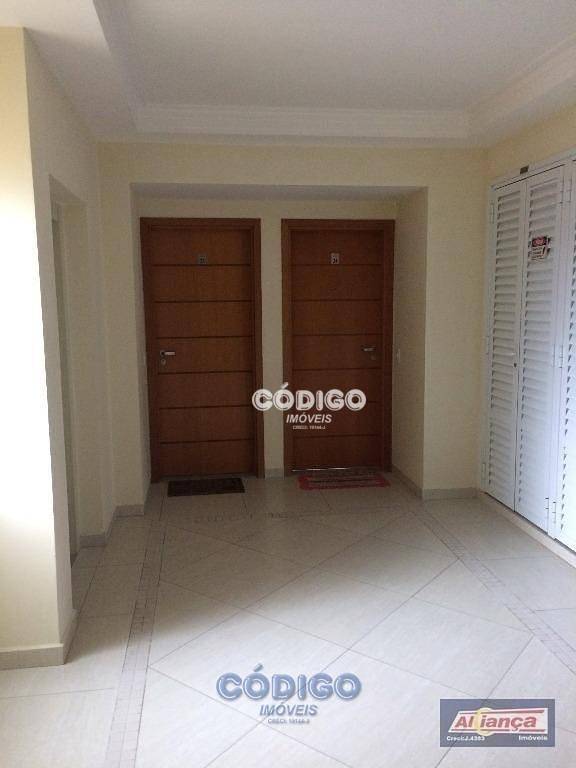 Apartamento à venda com 3 quartos, 83m² - Foto 27