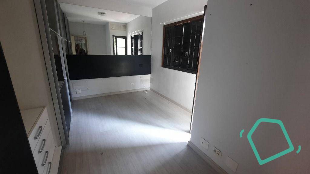 Casa de Condomínio à venda com 3 quartos, 250m² - Foto 29