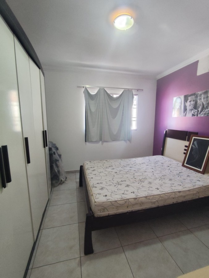 Casa à venda com 5 quartos, 200m² - Foto 22