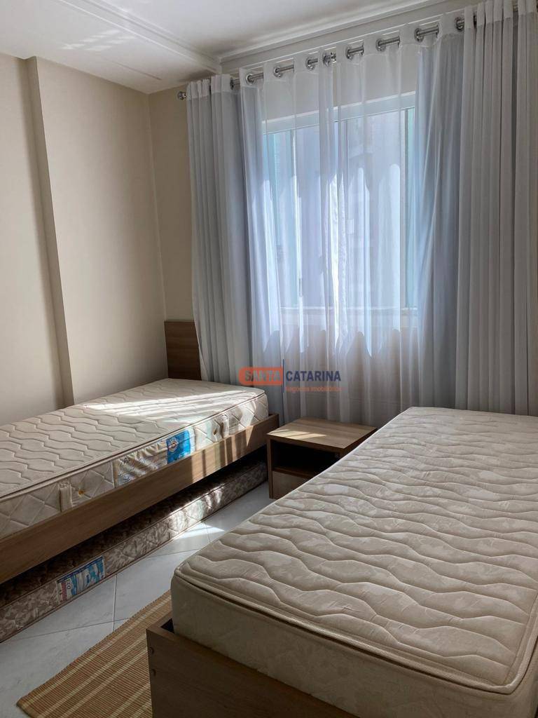 Apartamento à venda com 3 quartos, 161m² - Foto 22