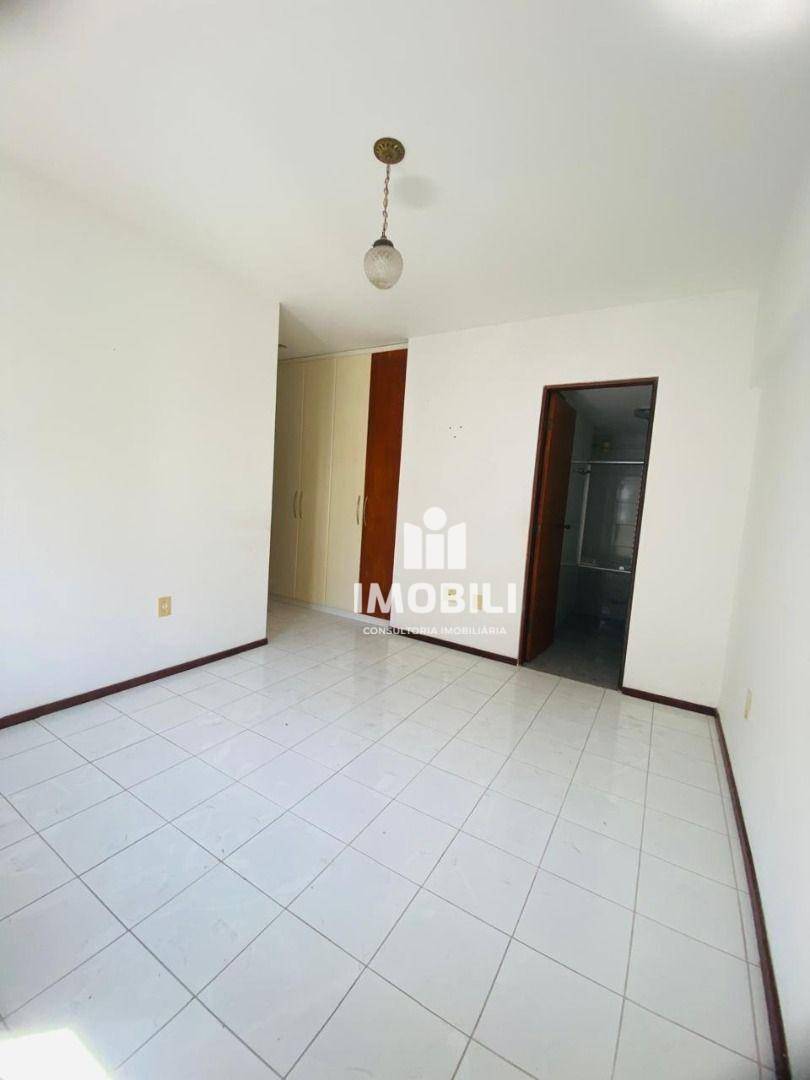 Apartamento à venda com 3 quartos, 119m² - Foto 7