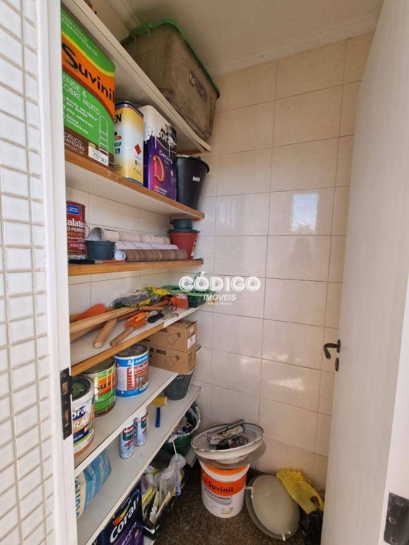 Cobertura para alugar com 3 quartos, 325m² - Foto 28