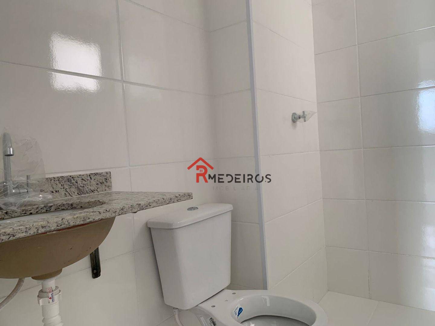 Apartamento à venda com 2 quartos, 77m² - Foto 11