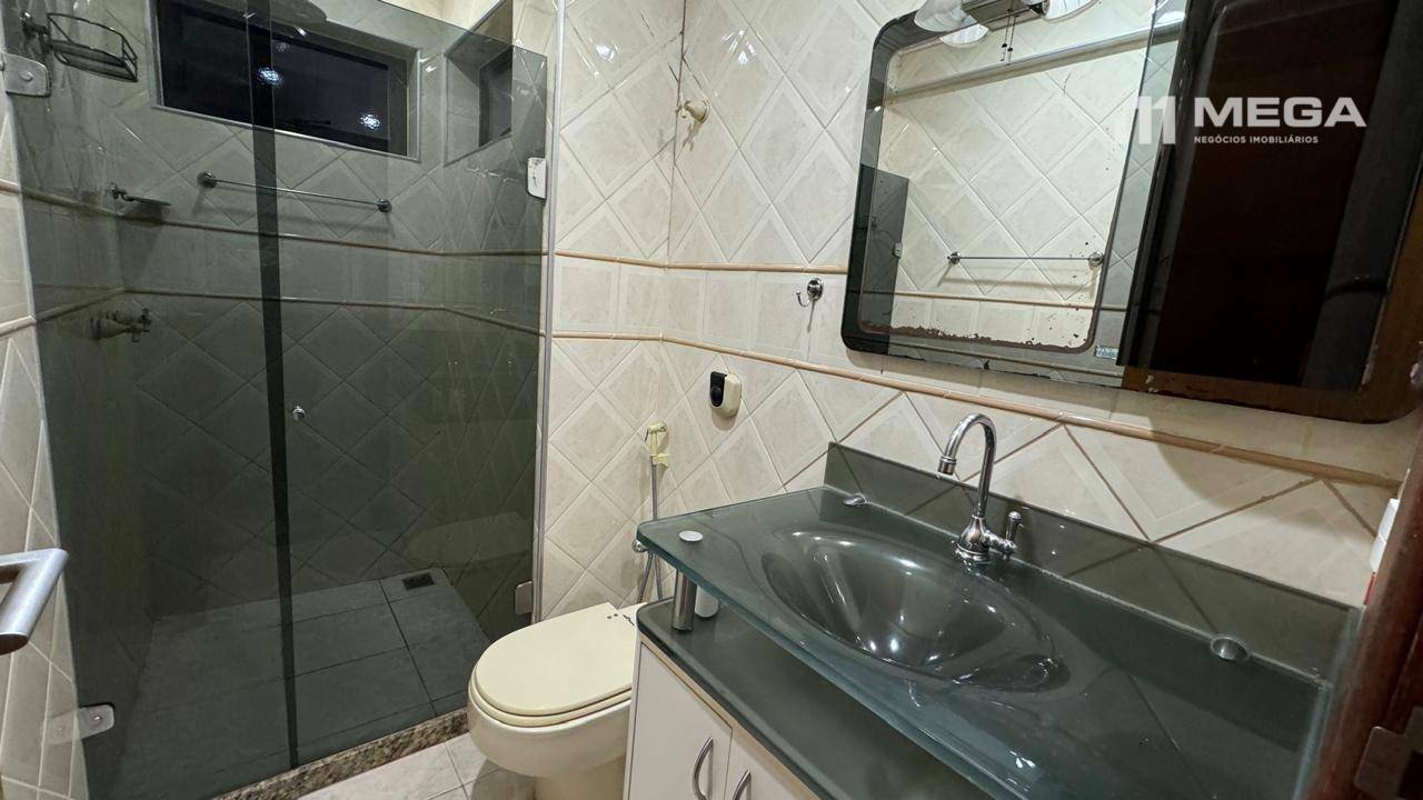 Apartamento à venda com 3 quartos, 189m² - Foto 13