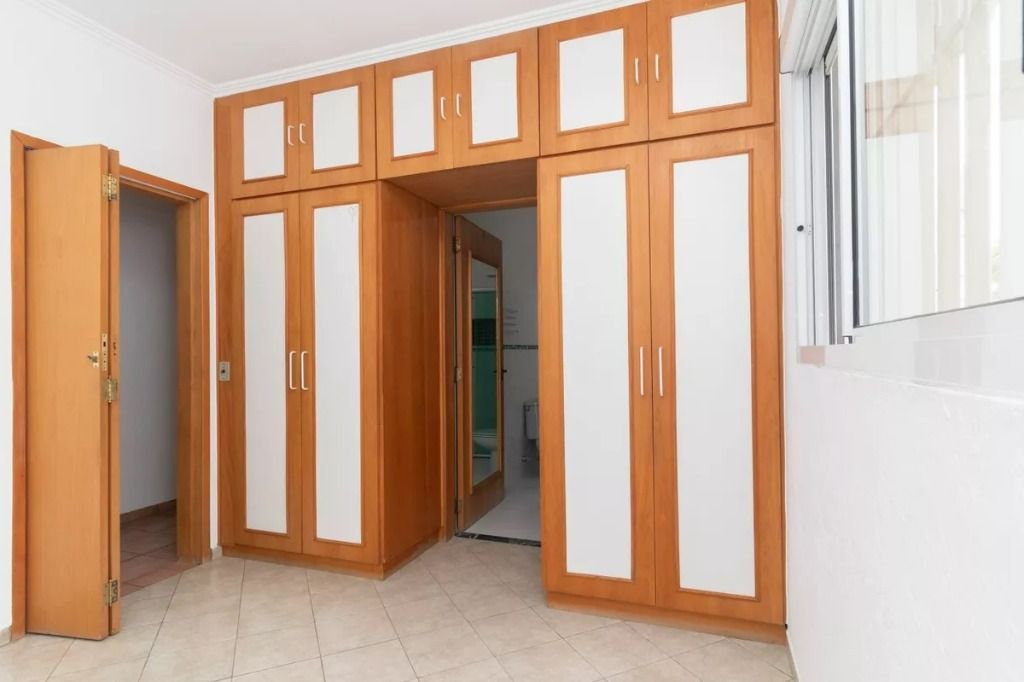 Casa à venda com 2 quartos, 300m² - Foto 25