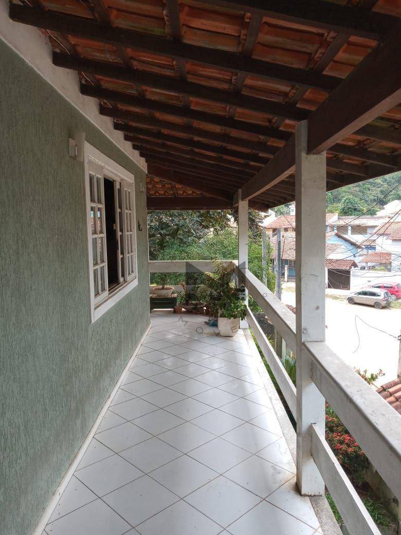 Casa à venda com 3 quartos, 191m² - Foto 3