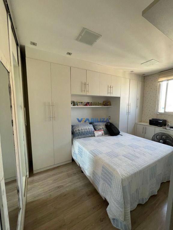 Apartamento à venda com 3 quartos, 67m² - Foto 13