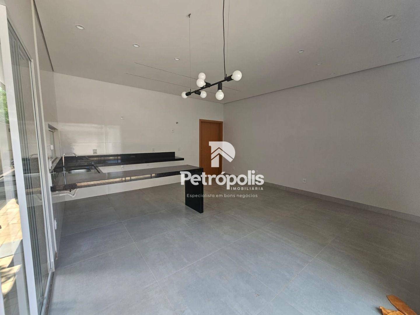 Casa à venda com 3 quartos, 88m² - Foto 3