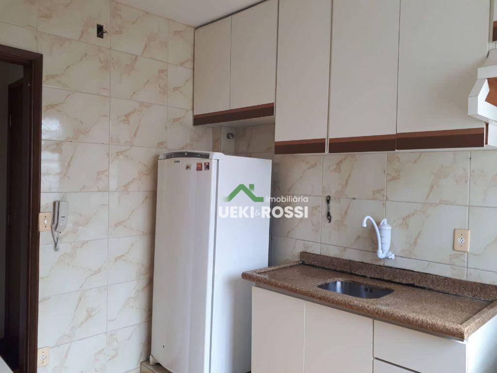 Apartamento à venda com 2 quartos, 61m² - Foto 6