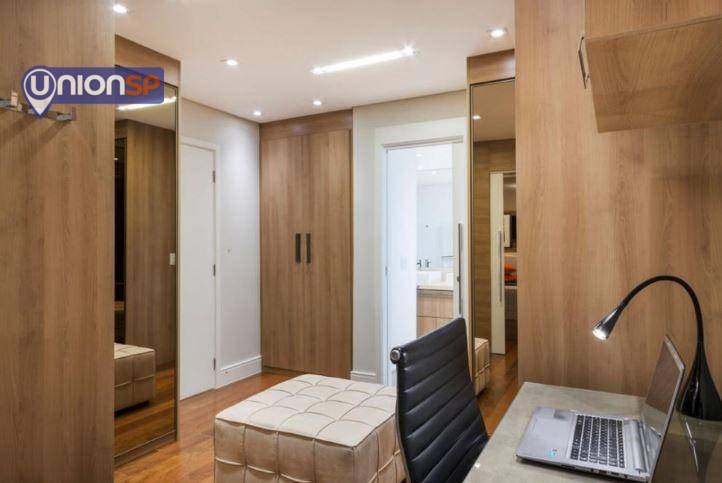 Apartamento à venda com 3 quartos, 156m² - Foto 7