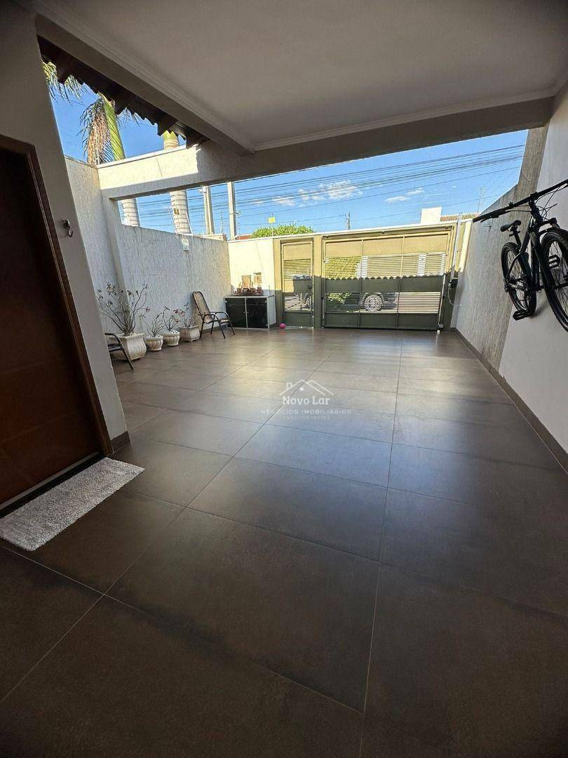 Casa à venda com 3 quartos, 92m² - Foto 2