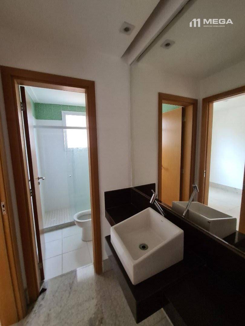 Apartamento à venda com 4 quartos, 141m² - Foto 12