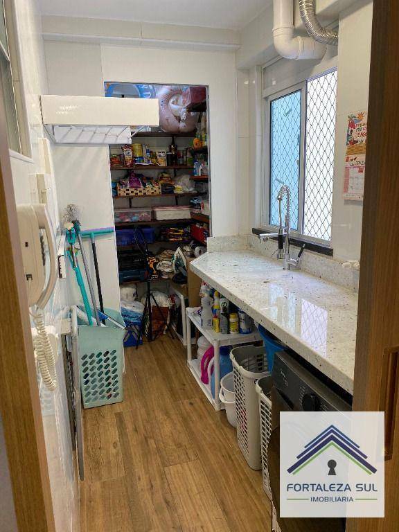Apartamento à venda com 3 quartos, 137m² - Foto 15
