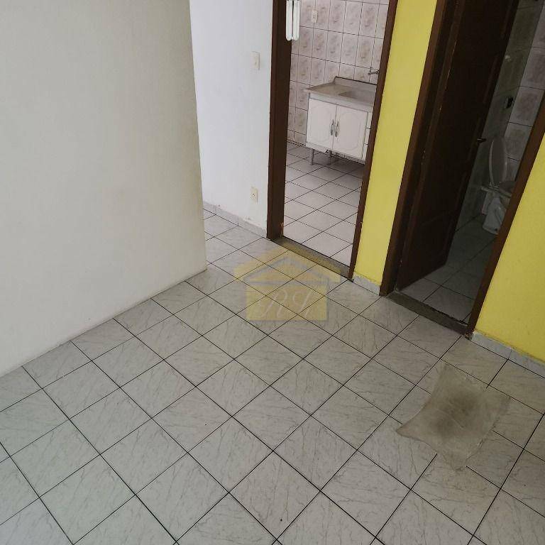 Apartamento à venda com 1 quarto, 35m² - Foto 6