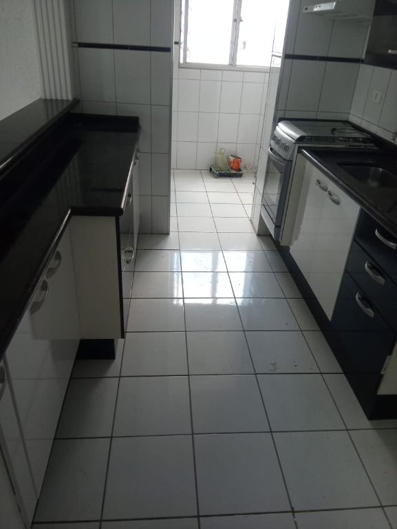 Apartamento à venda com 3 quartos, 64m² - Foto 11