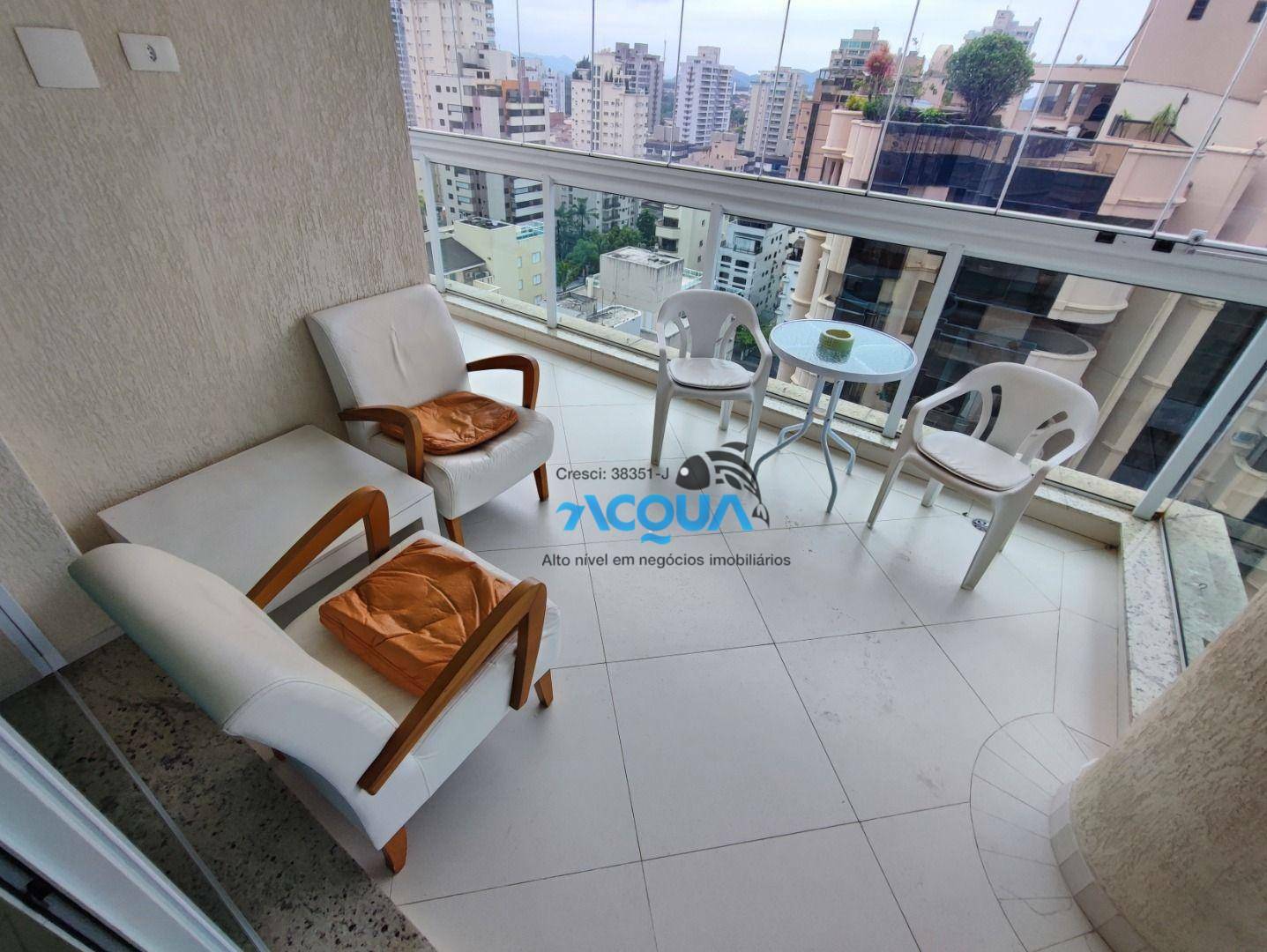 Apartamento para alugar com 3 quartos, 134m² - Foto 11