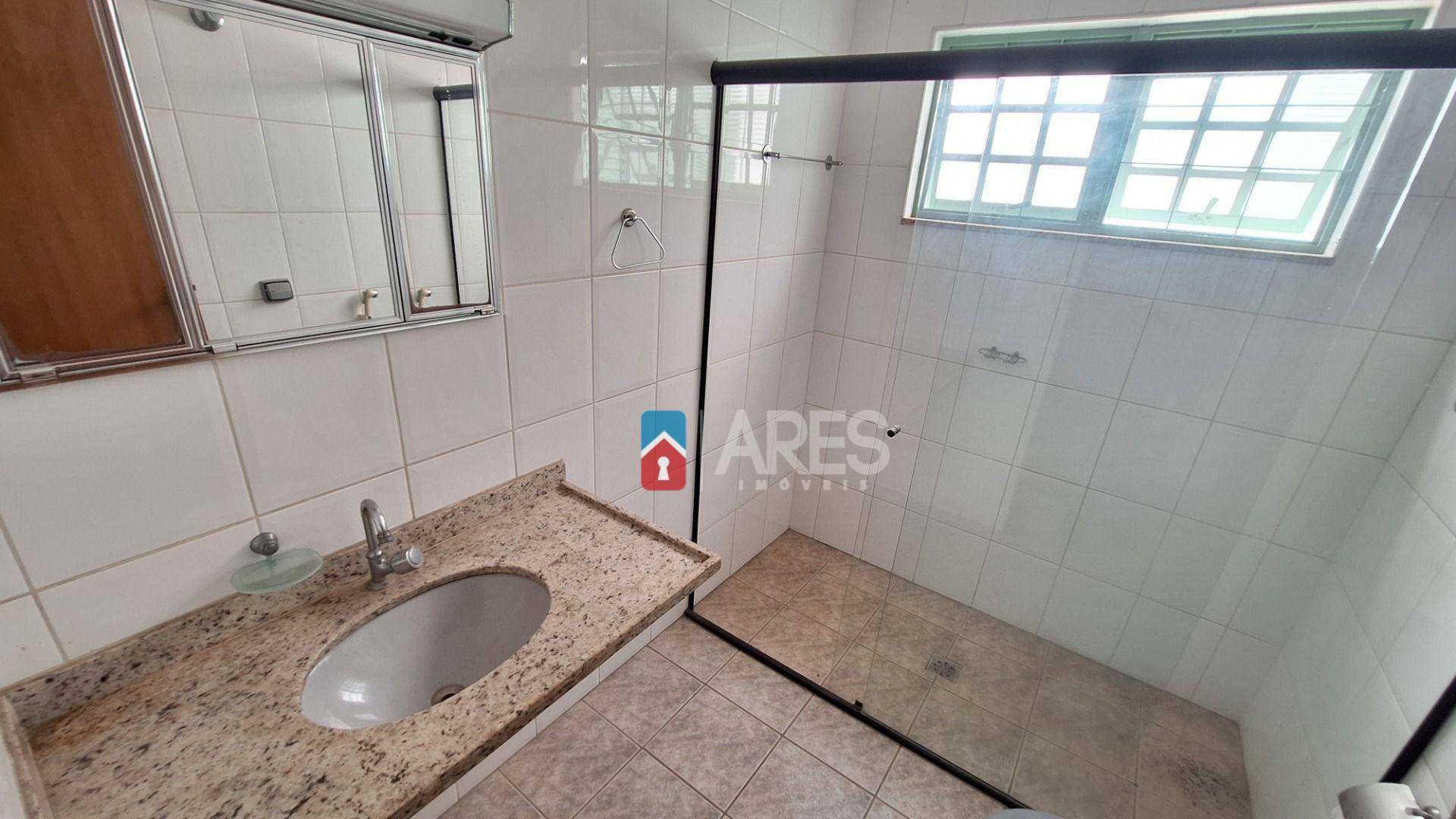 Casa para alugar com 2 quartos, 100m² - Foto 5