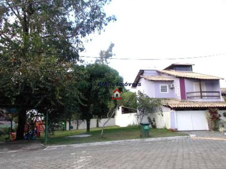 Casa à venda com 4 quartos, 138m² - Foto 25