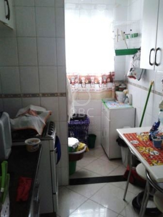 Apartamento à venda com 2 quartos, 60m² - Foto 3