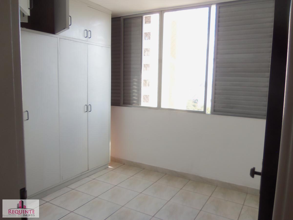 Apartamento à venda com 2 quartos, 46m² - Foto 1