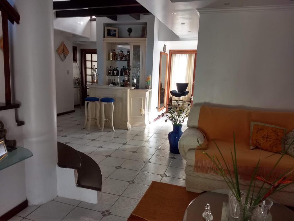 Casa à venda com 3 quartos, 350m² - Foto 32