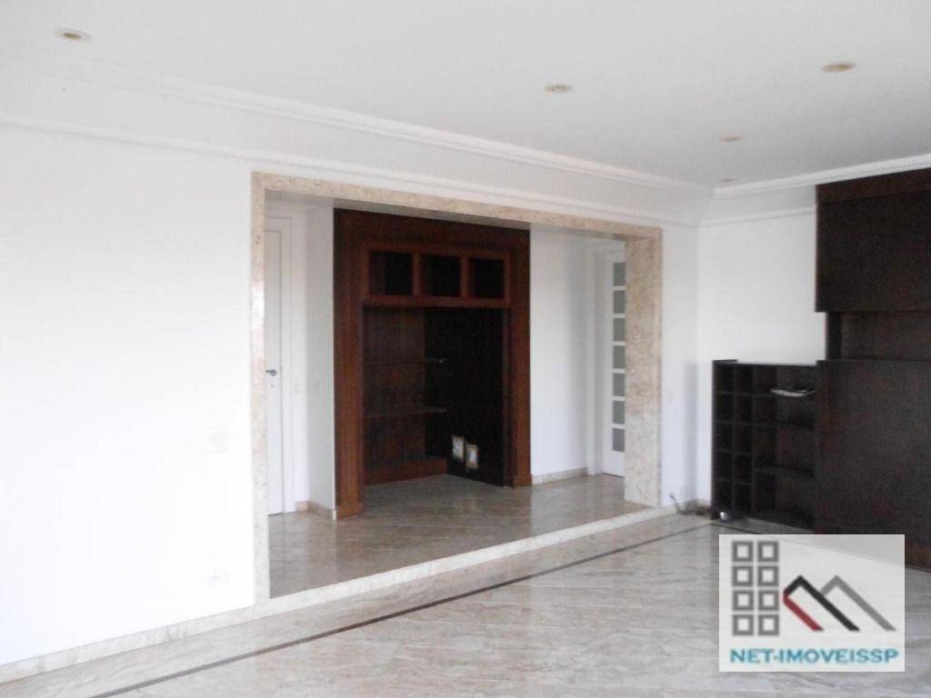 Apartamento à venda com 4 quartos, 224m² - Foto 2