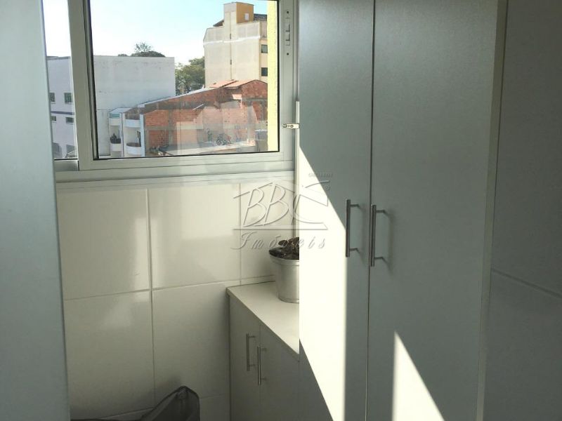 Apartamento à venda com 2 quartos, 60m² - Foto 9