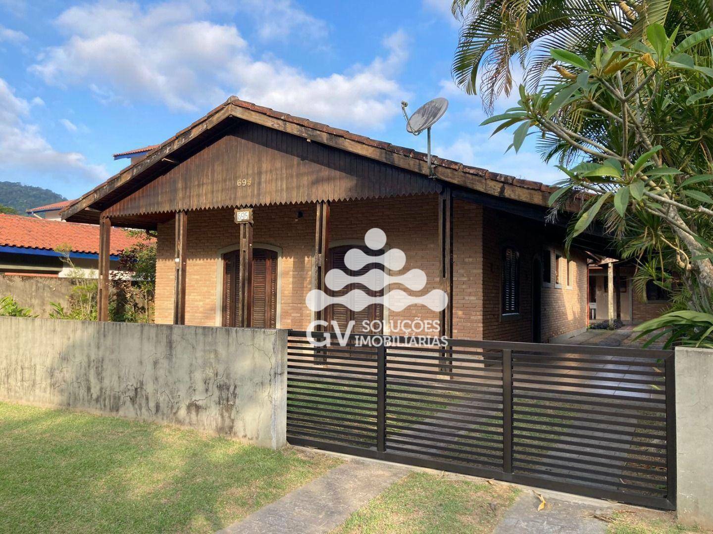 Casa de Condomínio à venda com 4 quartos, 186m² - Foto 1