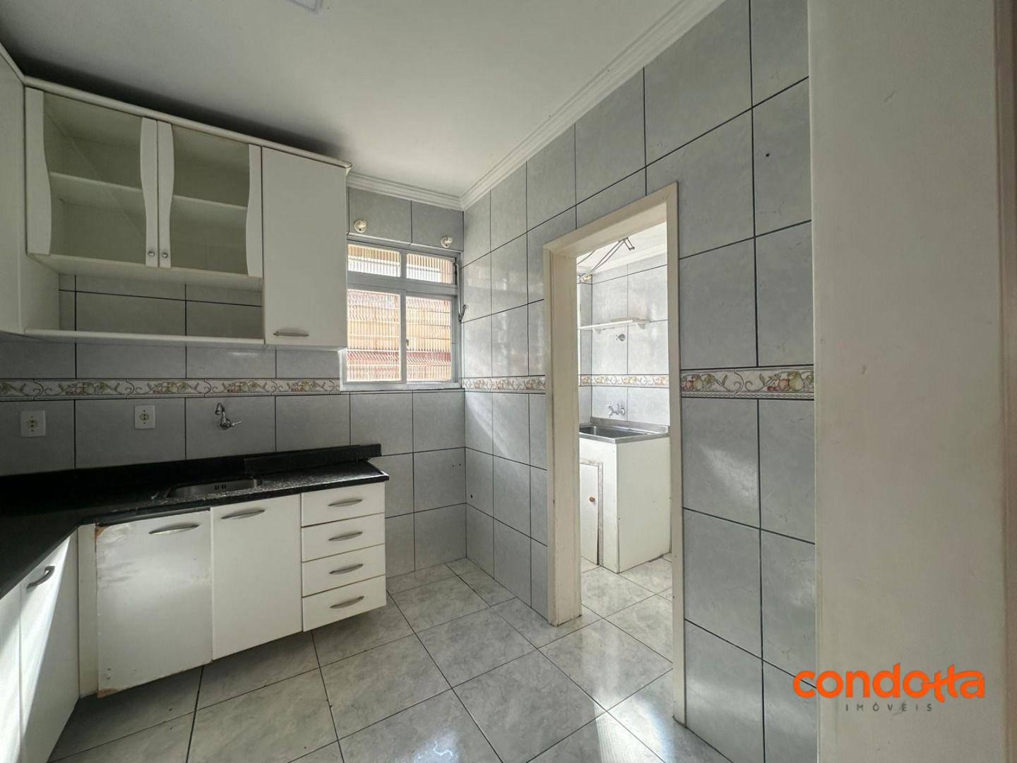 Apartamento para alugar com 2 quartos, 61m² - Foto 4