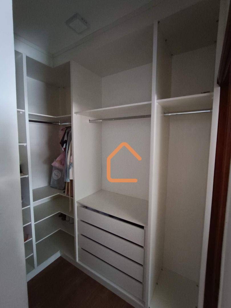 Apartamento para alugar com 3 quartos, 150m² - Foto 15