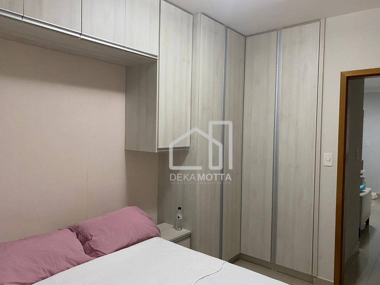 Apartamento à venda com 2 quartos, 50m² - Foto 2