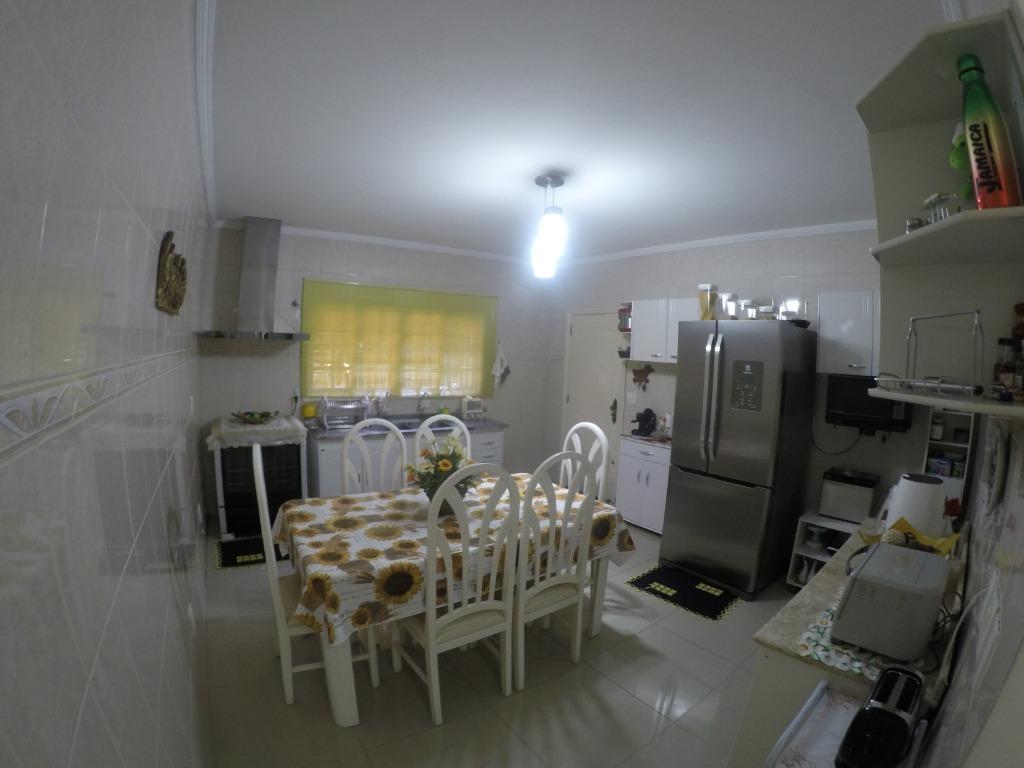 Sobrado à venda com 3 quartos, 326m² - Foto 25