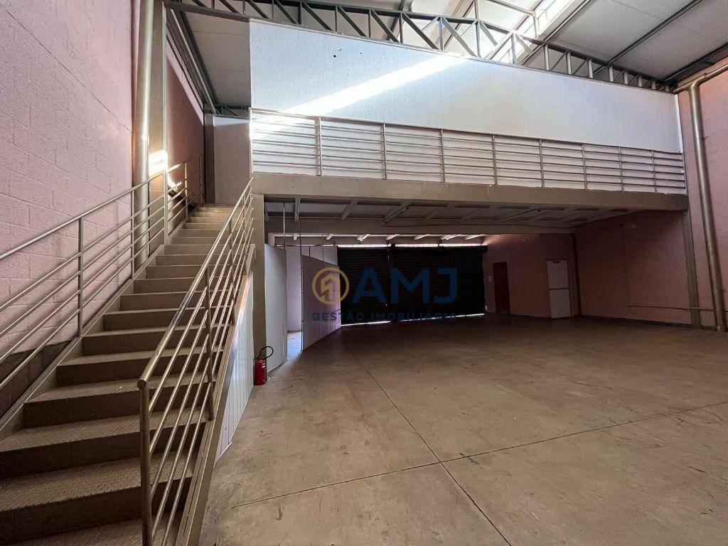Depósito-Galpão, 250 m² - Foto 1